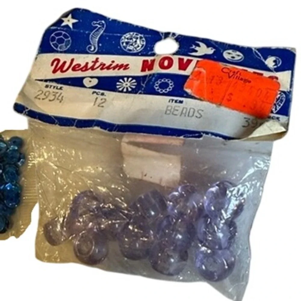 Vintage LeeWards Beads & Sequins Craft Lot Multicolor Supplies Mushroom Beads